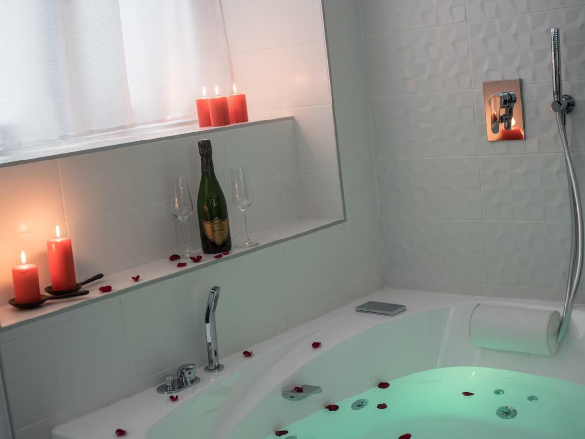Luxury Studio & Spa-Lyon Centre エクステリア 写真